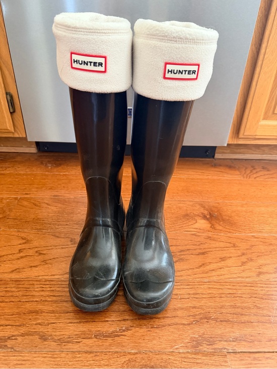 Hunter Shoes - Hunter Black Rain Boots with Cream Fleece Cuffs
